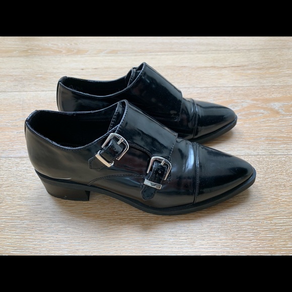 Oxford shoes - Picture 2 of 8